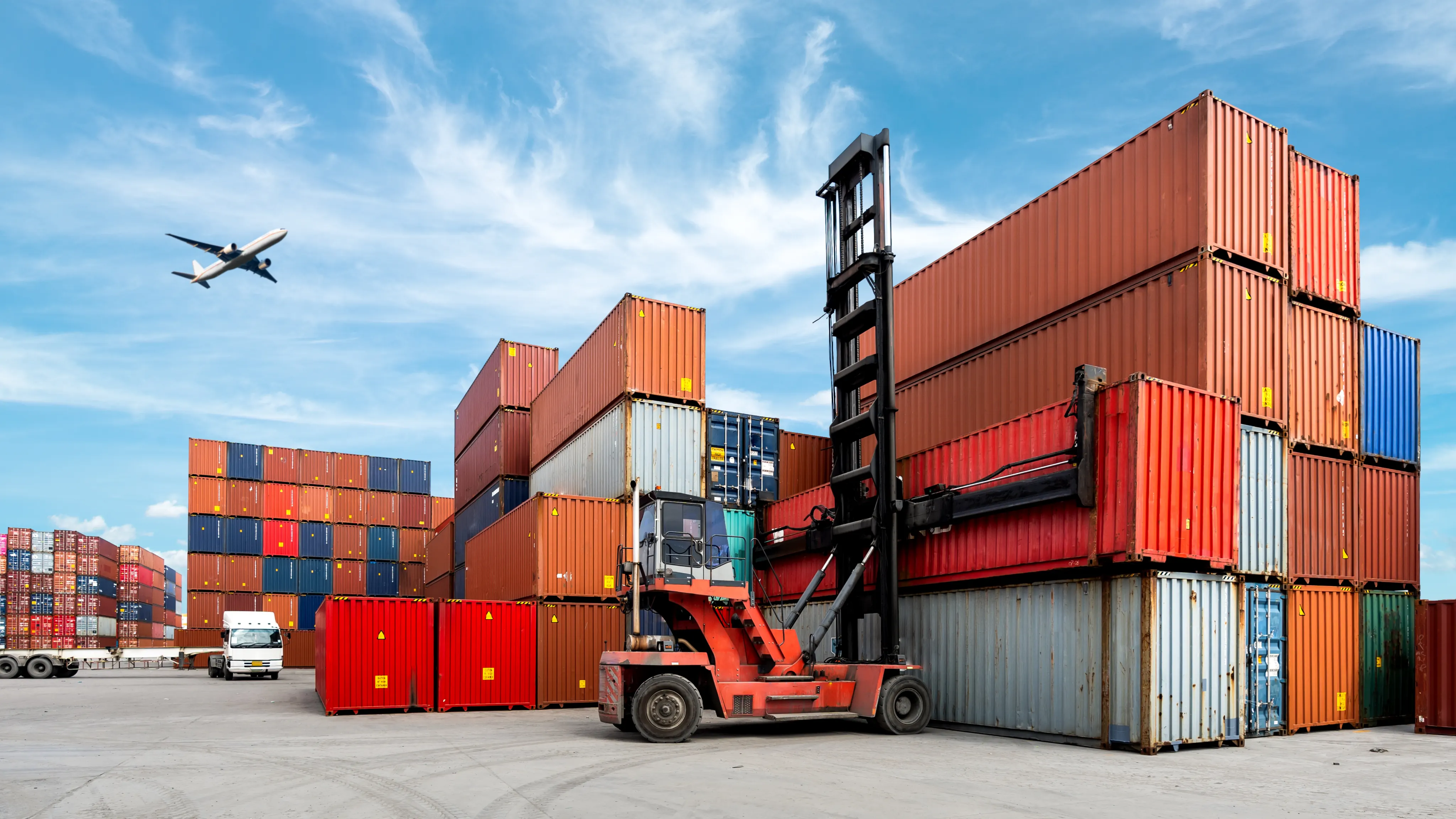 FCL vs LCL: when to use each and how to decide